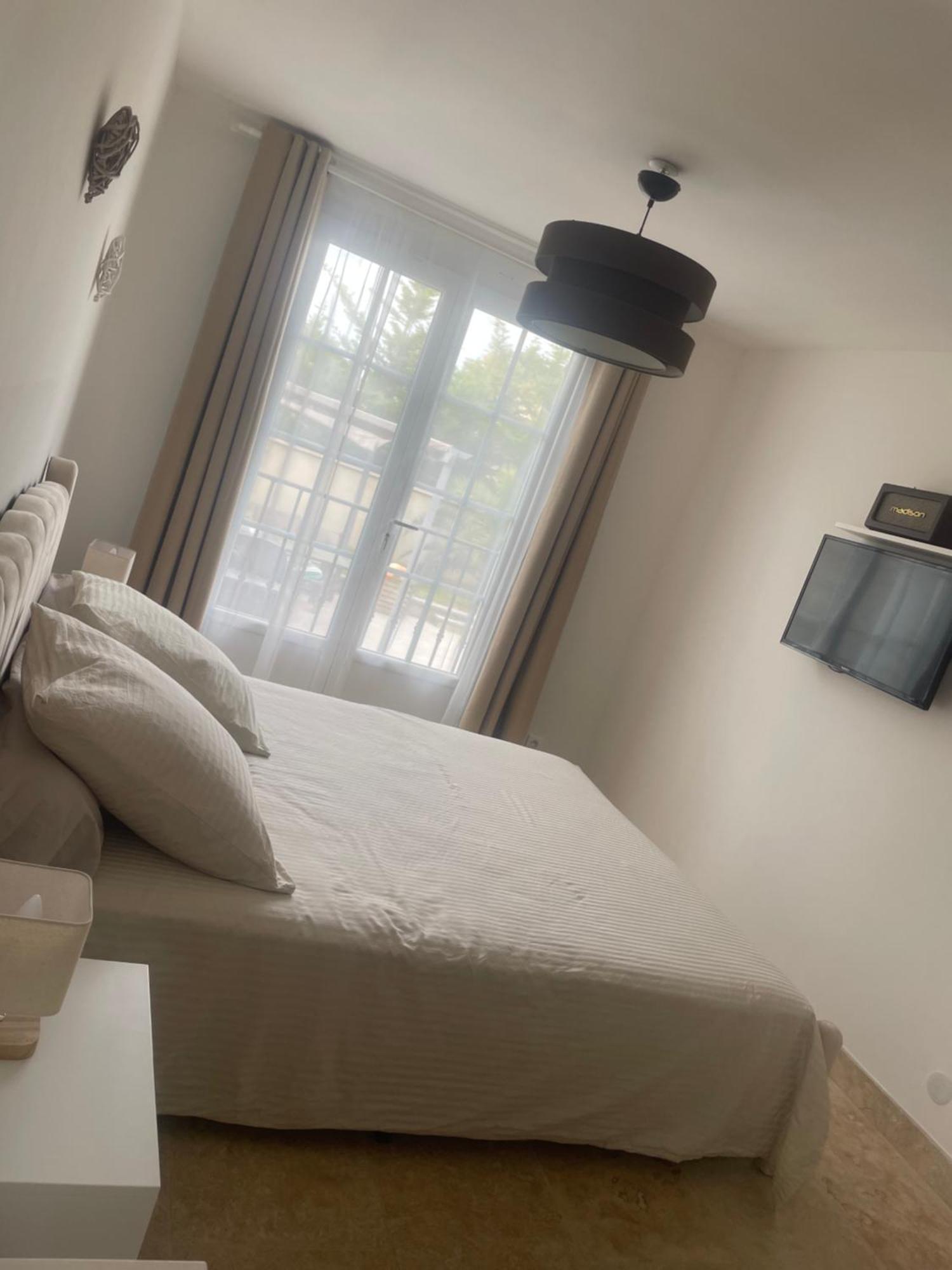 Villa Le Luberon Merindol ภายนอก รูปภาพ