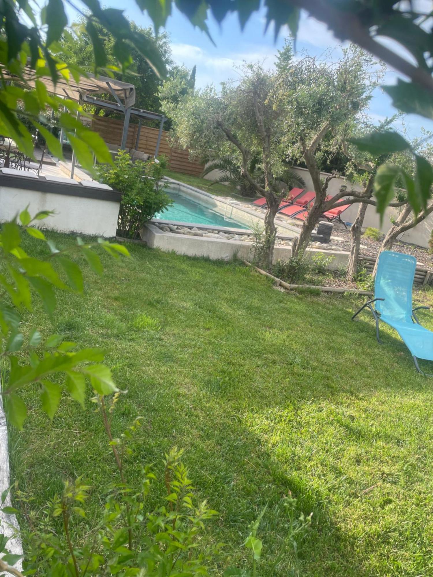 Villa Le Luberon Merindol ภายนอก รูปภาพ